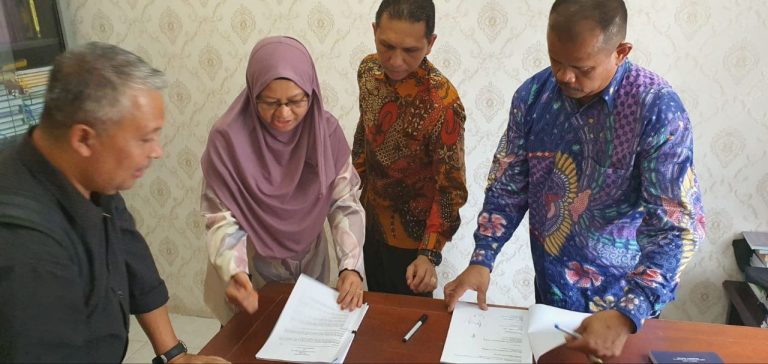 Penandatangan MoA antara prodi MKM dengan UKM Malaysia